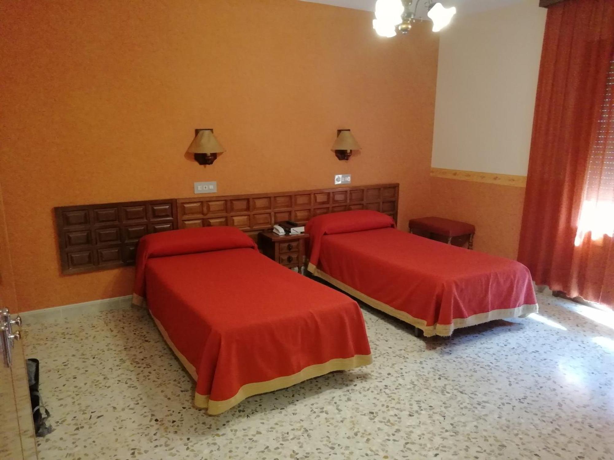 Hotel Latre بروتو المظهر الخارجي الصورة